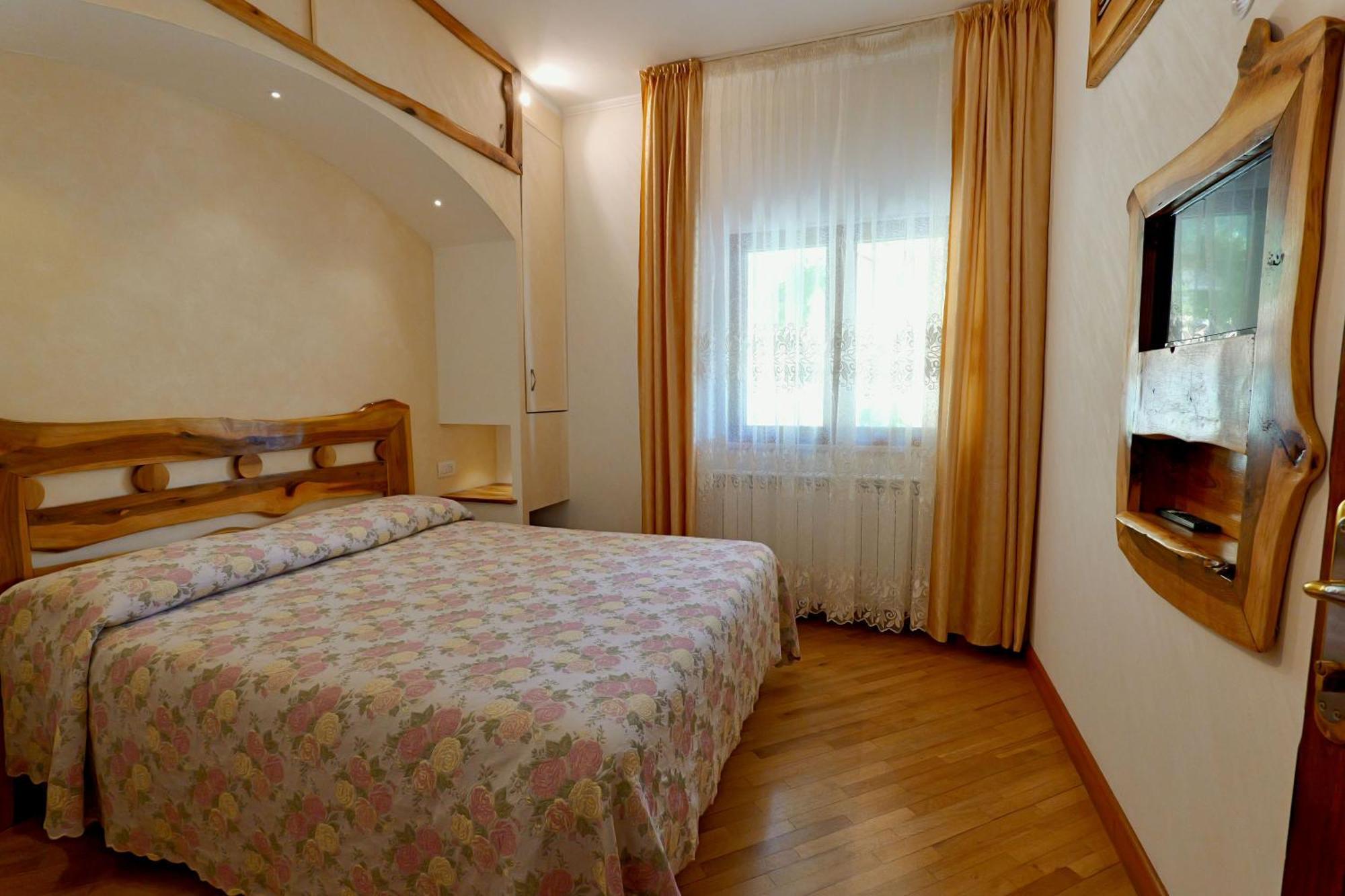 Vila Victoria Pangarati Ngoại thất bức ảnh